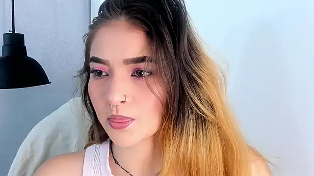 Shanntal  online show from 10-09-25, 07:47