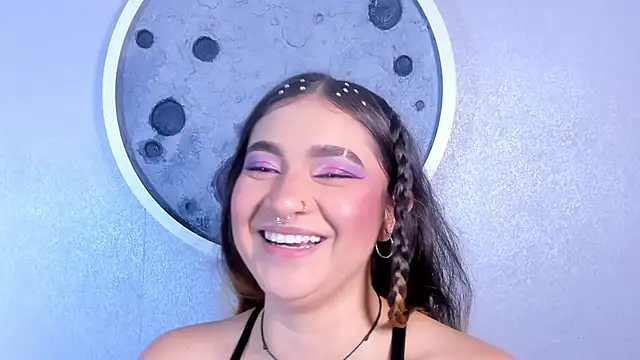 Shanntal  online show from 11-13-25, 07:40