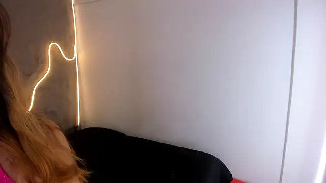 Shanntal  online show from 01-31-26, 07:56