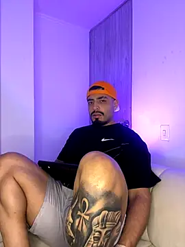 LeandroRusso online show from 09-10-25, 02:21