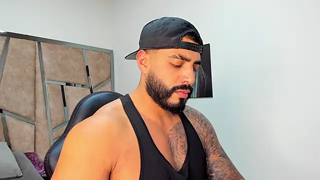 LeandroRusso online show from 03-02-25, 08:57