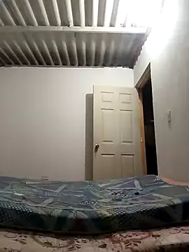 LoonyIdiot online show from 04-09-26, 10:49