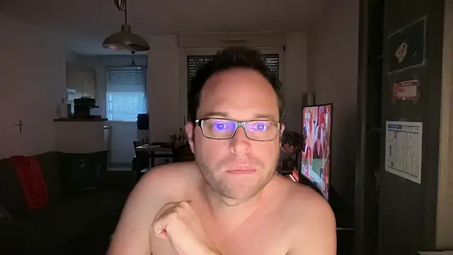 Funnyjul31 online show from 03-25-26, 06:07