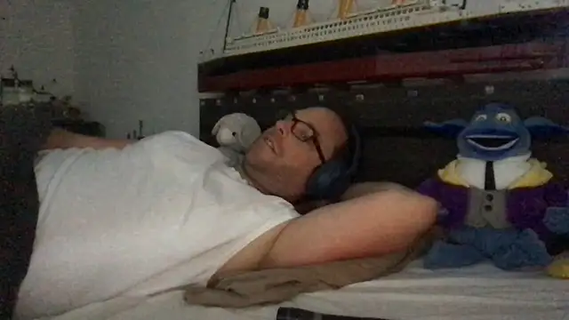 Funnyjul31 online show from 03-30-26, 12:28