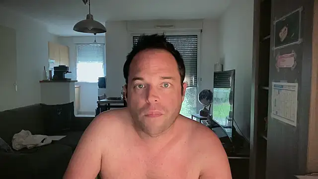 Funnyjul31 online show from 03-28-26, 04:19