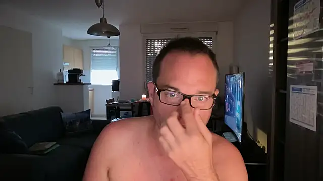 Funnyjul31 online show from 10-14-25, 04:40