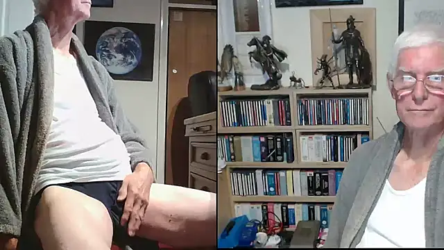 Snapshot of bigears chatting on 09-22-25, 06:47 bigears online show from 09-22-25, 06:47