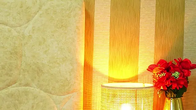 Snapshot of MillaBlis chatting on 06-24-26, 08:17 MillaBlis online show from 06-24-26, 08:17