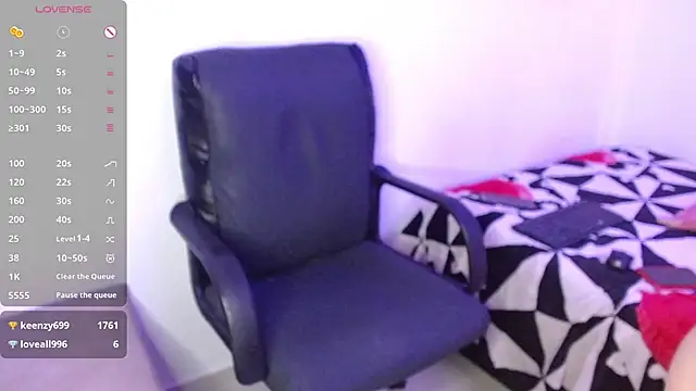 Luna-Naughty online show from 03-09-25, 03:22