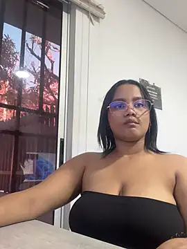 my cam online show from 03-06-25, 09:09