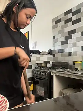 my cam online show from 03-07-25, 05:06