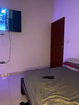 my cam online show from 10-19-25, 01:52