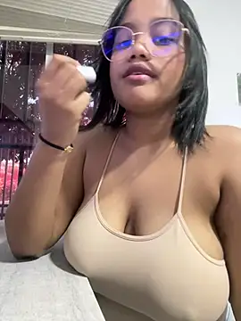 my cam online show from 03-04-25, 09:43