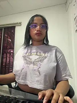 my cam online show from 02-17-25, 07:44