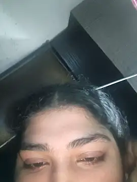 naina78910 online show from 12-16-25, 04:33