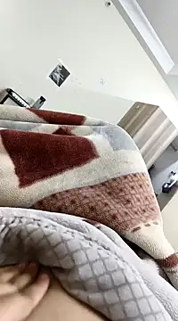 naina78910 online show from 02-10-25, 10:51