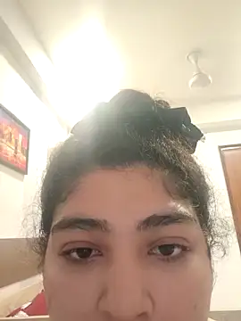 naina78910 online show from 09-23-25, 08:32