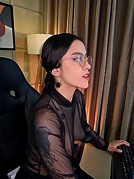 Snapshot of nina__dixon chatting on 09-16-25, 12:11 nina dixon online show from 09-16-25, 12:11