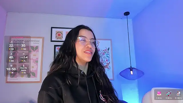 Snapshot of nina__dixon chatting on 02-23-25, 08:44 nina dixon online show from 02-23-25, 08:44