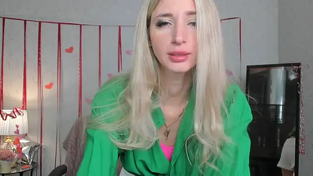 Snapshot of skinnyladyy chatting on 02-19-25, 02:12 skinnyladyy online show from 02-19-25, 02:12