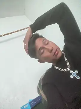 EduardoEspinoza12 online show from 02-01-25, 10:23