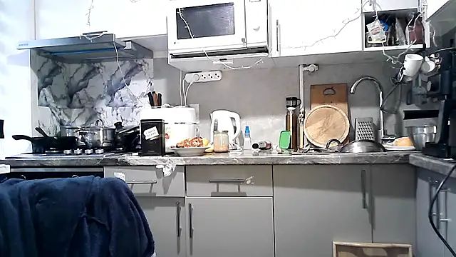 Misssweet s online show from 12-23-25, 09:30