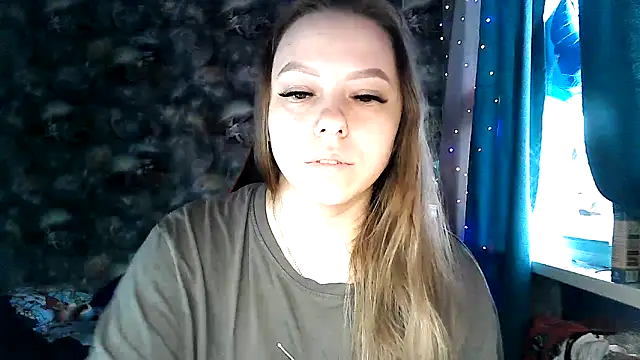 Misssweet s online show from 12-22-25, 06:57