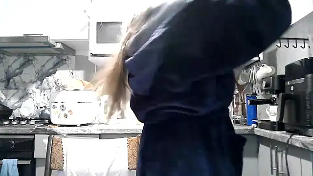 Snapshot of Misssweet_s chatting on 02-03-26, 04:43 Misssweet s online show from 02-03-26, 04:43