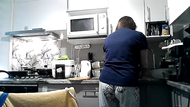 Misssweet s online show from 11-06-25, 05:33