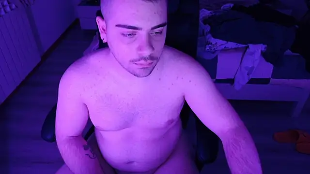 alexx0904 online show from 01-09-26, 10:06