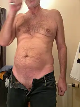 vincent1522 online show from 11-17-25, 07:23