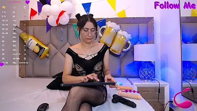 PamelaaPonce online show from 09-29-25, 06:57