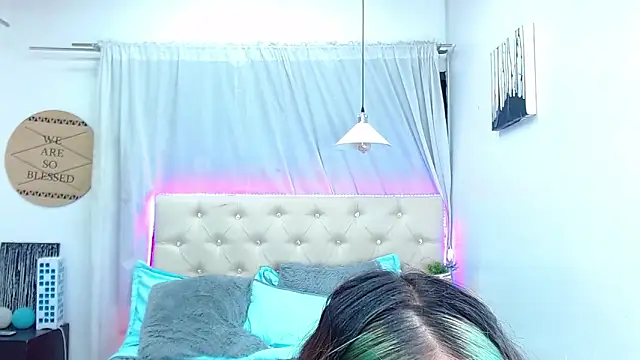 melodygirl   online show from 02-04-25, 02:17