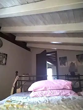 divinaerotica online show from 04-14-26, 04:01