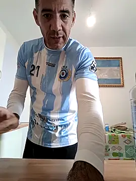 Snapshot of juanignacioargentino chatting on 02-09-25, 01:35 juanignacioargentino online show from 02-09-25, 01:35