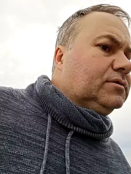 Snapshot of Pourleplasirs chatting on 11-13-25, 11:36 Pourleplasirs online show from 11-13-25, 11:36