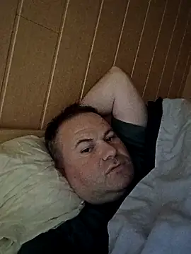 Snapshot of Pourleplasirs chatting on 11-05-25, 12:25 Pourleplasirs online show from 11-05-25, 12:25