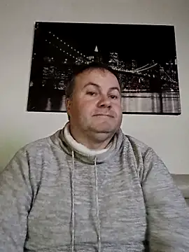 Pourleplasirs online show from 12-18-25, 10:24