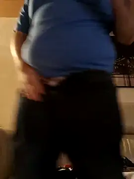 Snapshot of Pourleplasirs chatting on 02-14-25, 01:45 Pourleplasirs online show from 02-14-25, 01:45