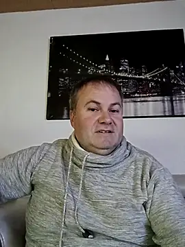 Pourleplasirs online show from 11-30-25, 09:37