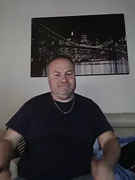 Pourleplasirs online show from 06-04-26, 01:16