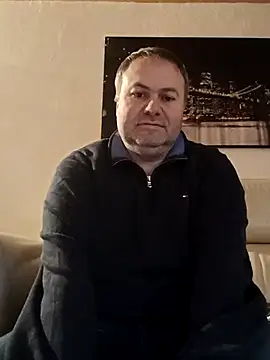 Snapshot of Pourleplasirs chatting on 02-16-25, 10:44 Pourleplasirs online show from 02-16-25, 10:44