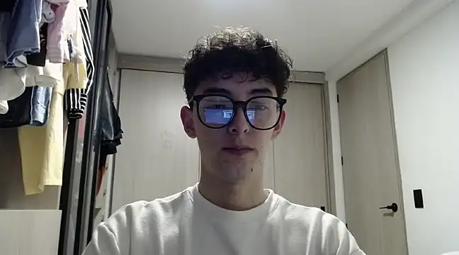 miketwink online show from 03-18-25, 01:02