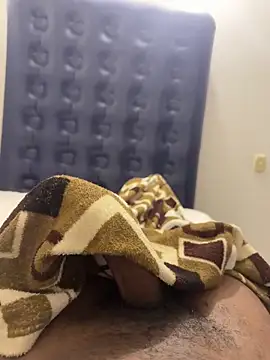 Snapshot of jhonnes_ chatting on 03-06-25, 04:52 jhonnes online show from 03-06-25, 04:52