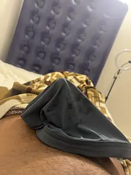 Snapshot of jhonnes_ chatting on 02-28-25, 04:10 jhonnes online show from 02-28-25, 04:10