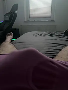 Mo 2003 online show from 02-14-25, 04:09