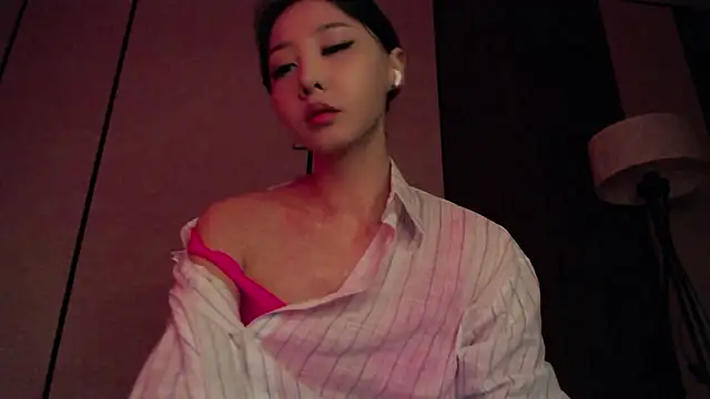 Fudzik0 online show from 03-19-26, 12:16