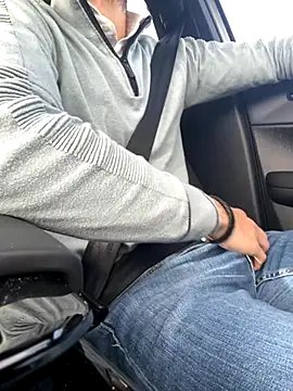 bullyboyy online show from 10-28-25, 12:48