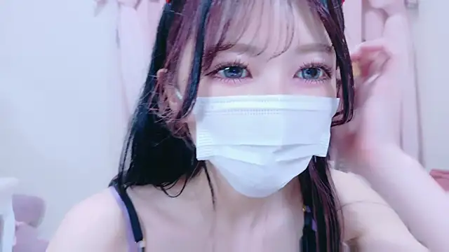 Megu-mimi online show from 11-10-25, 01:27