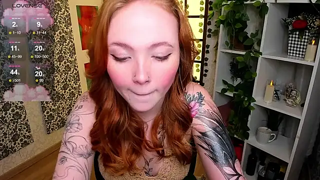 Maya Light online show from 03-08-25, 04:45